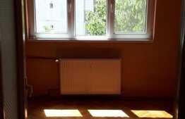 Apartament de 3 camere tip AN, etaj 3, 84 mp, zona Lacul Rosu