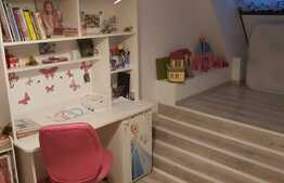 Apartament de 4 camere, 118 mp, decomandat, Magheru