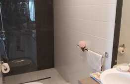 Apartament de 4 camere, 118 mp, decomandat, Magheru