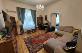 Apartament de 3 camere, 90 mp, tavan inalt, zona Centrala