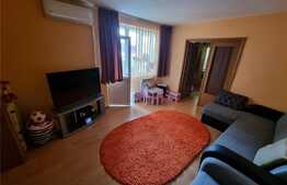Apartament de 3 camere, 67 mp, semidecomandat, parcare, Iosia