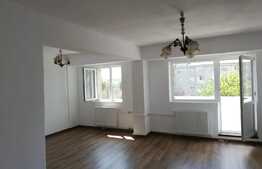 Apartament 4 camere, 94 mp, decomandat, in Calea Aradului