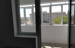 Apartament 4 camere, 94 mp, decomandat, in Calea Aradului