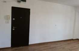 Apartament 4 camere, 94 mp, decomandat, in Calea Aradului