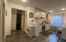 Apartament de 4 camere, decomandat, 81 mp, Velenta