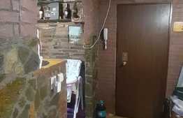 Apartament de 3 camere,  tip PC, etaj intermediar, Zona Decebal