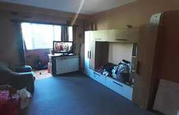 Apartament de 3 camere,  tip PC, etaj intermediar, Zona Decebal