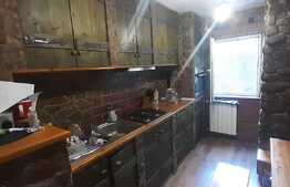 Apartament de 3 camere,  tip PC, etaj intermediar, Zona Decebal