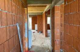 Casa de 91mp in Santandrei langa drumul expres