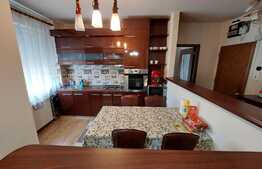 Apartament 3 camere, 73 mp, parcare, zona Cantemir