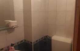 Apartament de 3 camere, decomandat, Cartier Nufărul