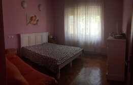 Casă individuală, 3 camere, 385 mp teren, zona Centrala