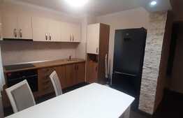 Apartament de 2 camere lux, etaj intermediar, zona Decebal