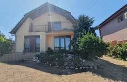 Casă de 200 mp, teren 800 mp, zona Spitalului Județean