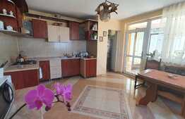 Casă de 200 mp, teren 800 mp, zona Spitalului Județean