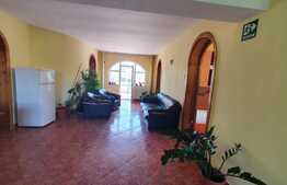 Pensiune 7 camere, 540 mp teren, lângă Felix