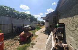 Casă de 5 camere, 210 mp, teren 821 mp, în Episcopia Bihorului