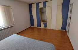 Apartament 4 camere, 79 mp, parcare, zona Decebal