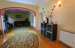 Casă spațioasă, 480 mp teren, piscină, în Ioșia