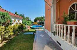 Casă spațioasă, 480 mp teren, piscină, în Ioșia