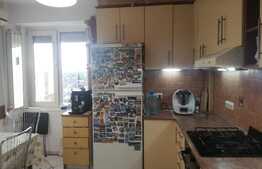 Apartament 4 camere, decomandat, 92 mp, zona Cantemir