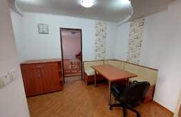 Apartament 2 camere, decomandat, 51 mp, balcon, zona Sovata