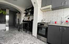 Apartament de 3 camere, 67 mp, 2 parcari, zona Salca