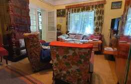 Casă de 80 mp, 3000 mp teren, în Biharia