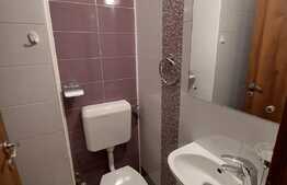 Apartament 3 camere, 74 mp, decomandat, zona Magheru