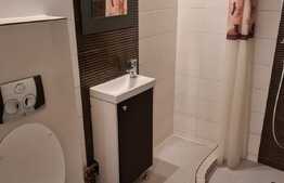 Apartament de 2 camere, 45 mp, modern, zona Rogerius Oradea