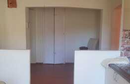 Apartament de 3 camere, 84 mp, etaj intermediar, zona Rogerius