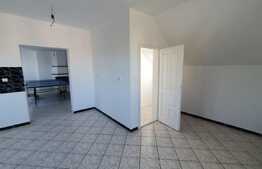 Casă de 8 camere, 420 mp, teren 450 mp, zona Spitalul Judetean