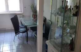 Apartament de 4 camere, 80 mp, etaj 1, cartierul Rogerius