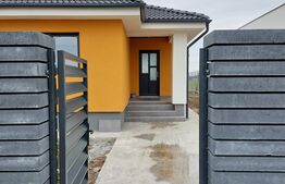 Casa cocheta, 92mp, teren 500 mp, în Santandrei