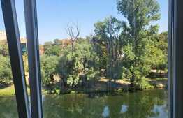 Apartament de 4 camere, 110 mp, etaj intermediar, Ultracentral