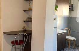 Apartament 2 camere tip Q, 50 mp, semidecomandat, zona Rogerius