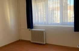 Apartament 2 camere tip Q, 50 mp, semidecomandat, zona Rogerius