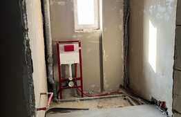 Apartament de 3 camere, 100 mp, etaj intermediar, zona Iosia