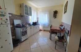 Casă 5 camere, 130 mp, teren 787 mp, zona Dealuri Oradea