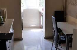 Apartament de 3 camere, 57 mp, decomandat, parcare, zona Dacia