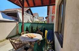 Casă de 3 camere, 75 mp, teren 250 mp, Tineretului