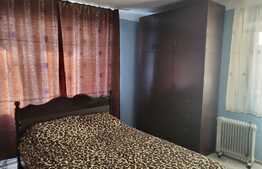 Casa 3 camere, anexe, gradina, în  Hotar la 34 km de Oradea