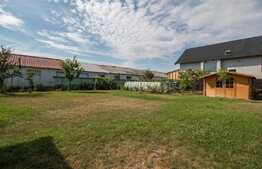 Casă de 3 dormitoare, 158 mp, teren 930 mp, terasa, în Nufărul