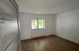 Casă de 3 camere, 96 mp, teren 245 mp, Ioșia