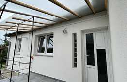 Casă de 3 camere, 96 mp, teren 245 mp, Ioșia