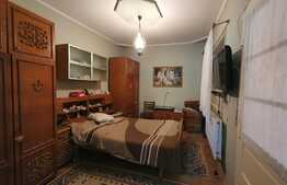 Casă individuală 4 camere, 200mp, teren 340mp, zona intersectiei str. Izvorului-Calea Bihorului