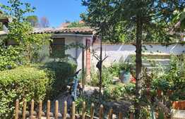 Casa Individuala, 127 mp, curte 363 mp, Central