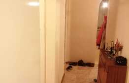 Apartament de 2 camere, 65 mp, decomandat, zona Rogerius