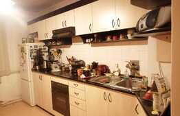 Apartament de 2 camere, 65 mp, decomandat, zona Rogerius