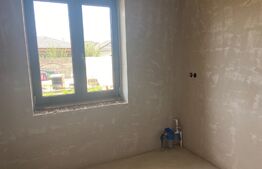 Casa noua, 148 mp, 501 mp teren, strada privata în Santandrei